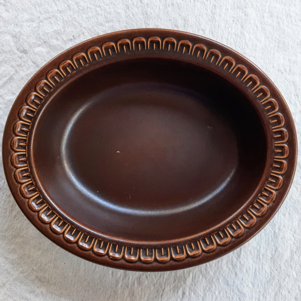 Brown Oval Wedgewood Pennine pattern serving bowl
